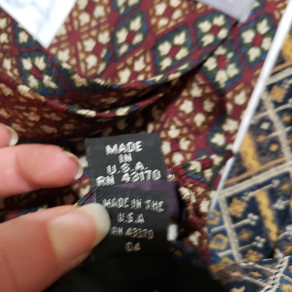 Geoffrey Beene silk ties - Picture 6 of 6